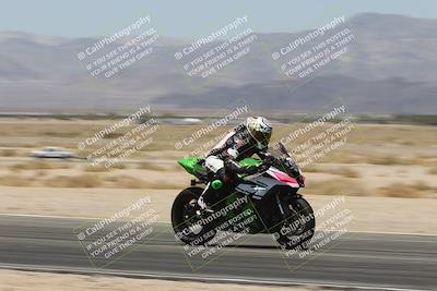 media/May-25-2025-TrackXperience (Sun) [[393a69de75]]/Level 1/Session 5 (Speed Pans)/